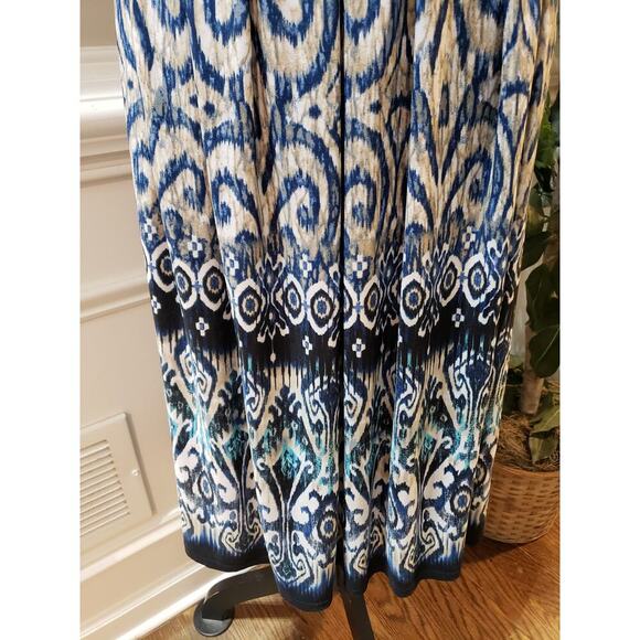 R&M Richards Sheath Dress Womens 12 White Blue Filigree Print Pleated Scoop Neck - Picture 11 of 12